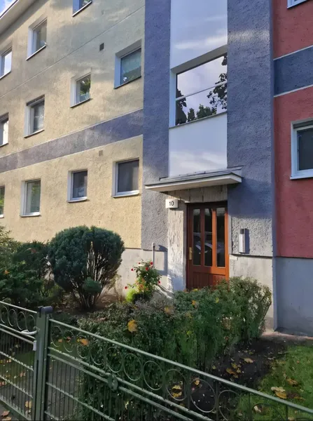 Möblierte 2-Zimmer-Wohnung in Berlin Steglitz ab 01.08.2026 — photo 1